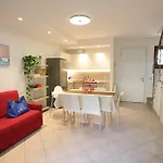 Villaggio Mare Blu פארק נופש 3*
