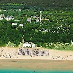 Villaggio Mare Blu ביביונה