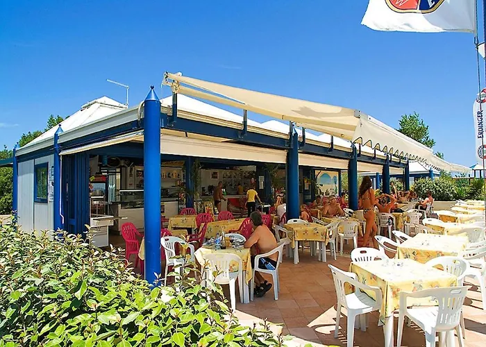 Vakantiepark Villaggio Mare Blu 3*