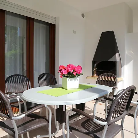 Villaggio Mare Blu 5*