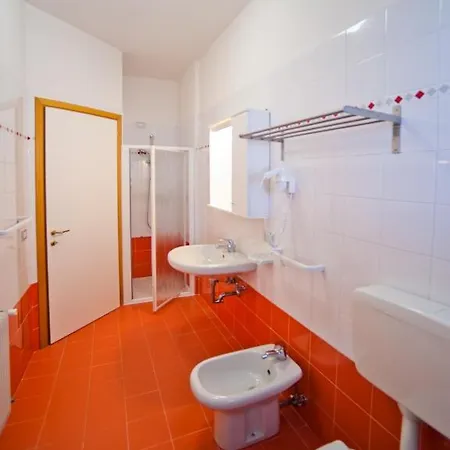 假日公园 维拉吉奥马雷卢布公寓式酒店 5*