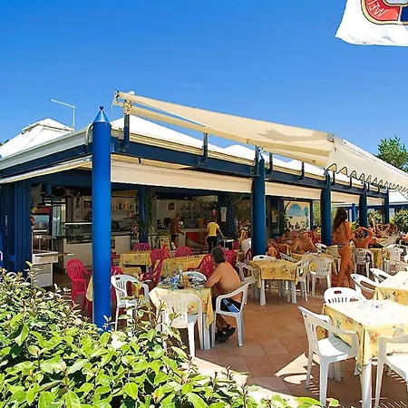 Prázdninový areál Villaggio Mare Blu 3*