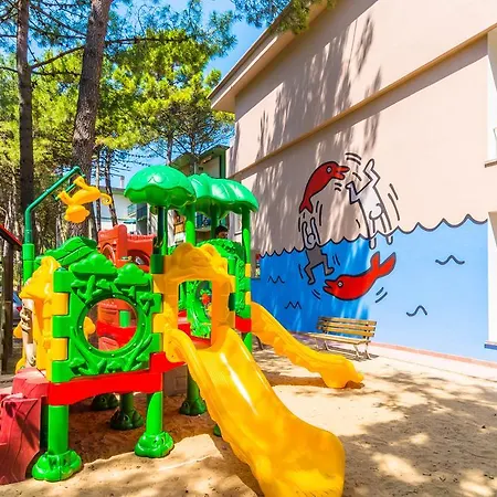 Kompleks wypoczynkowy Villaggio Mare Blu 5*