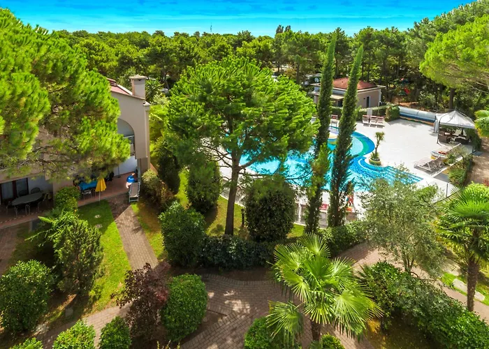 Villaggio Mare Blu 3* بيبيوني